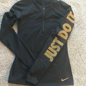 Nike Just Do It Pullover